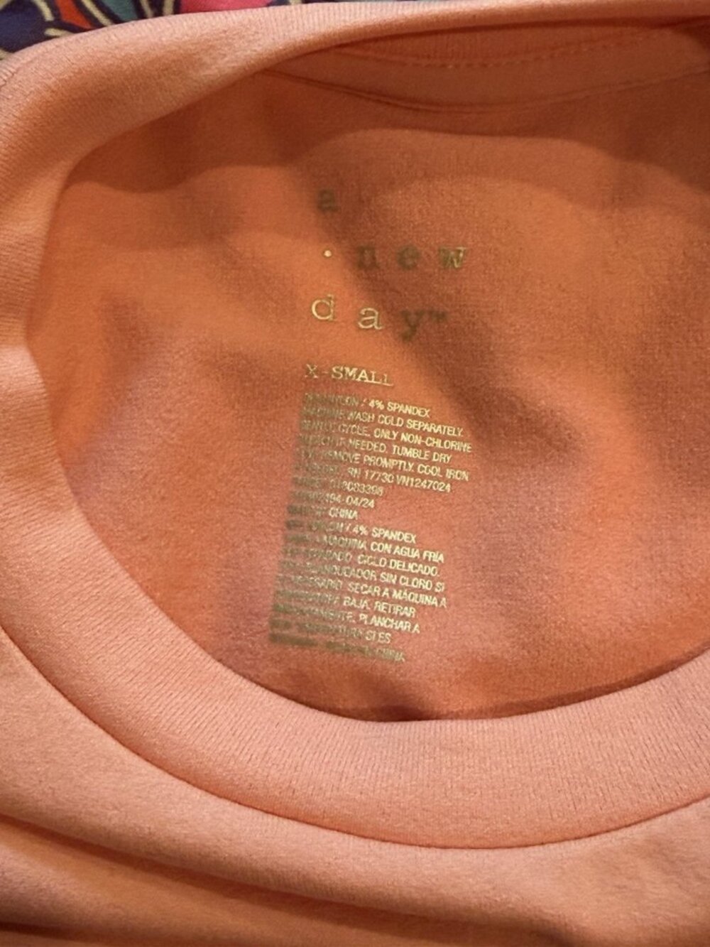 Girl’s Salmon A New Day Stretch‎ T-Shirt XS - Picture 3 of 3